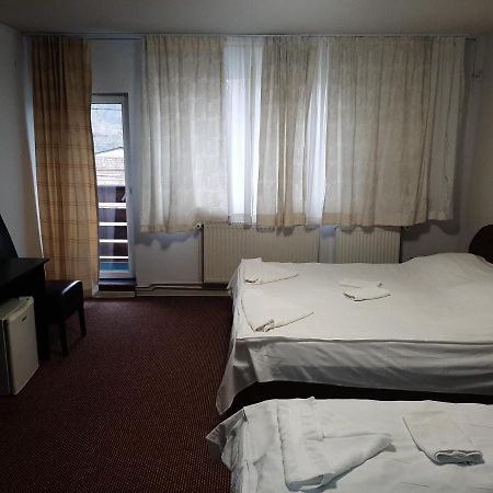 Casa Anemyra Hotel Sacele Luaran gambar