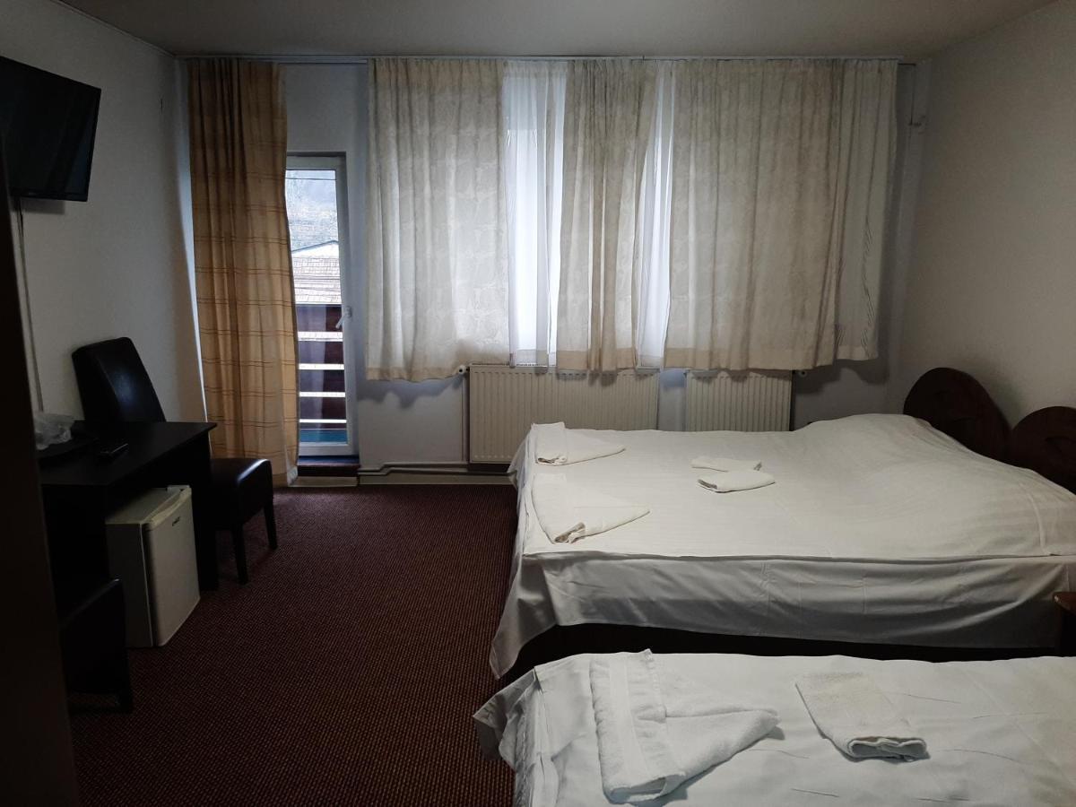 Casa Anemyra Hotel Sacele Luaran gambar