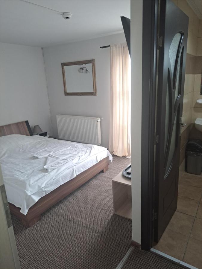 Casa Anemyra Hotel Sacele Luaran gambar