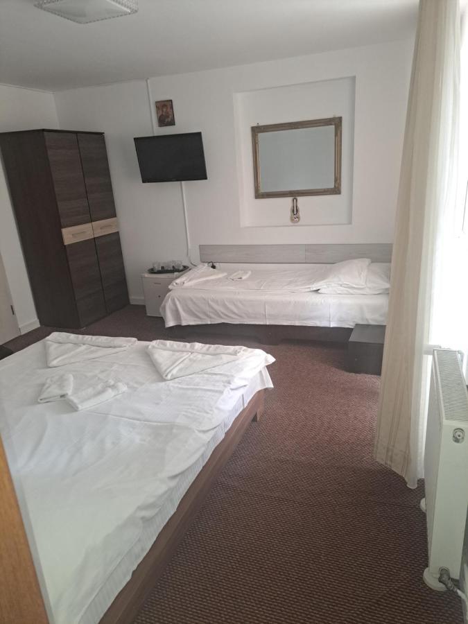 Casa Anemyra Hotel Sacele Luaran gambar