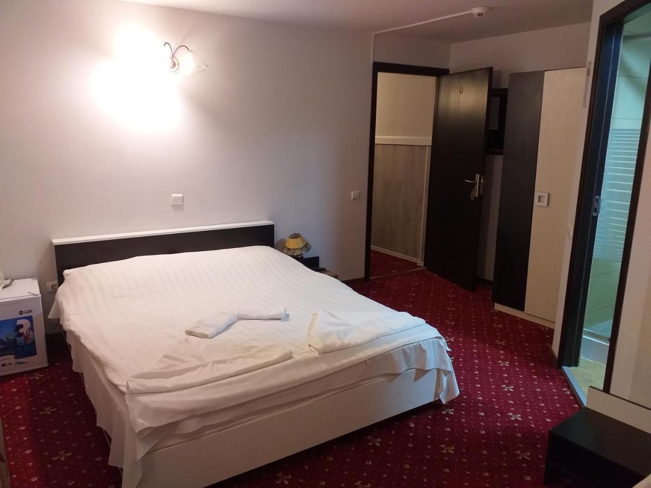 Casa Anemyra Hotel Sacele Luaran gambar
