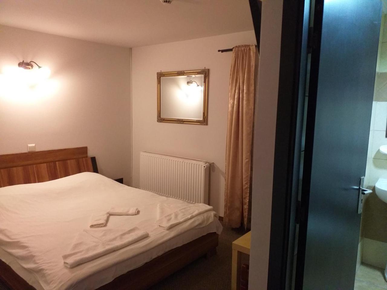 Casa Anemyra Hotel Sacele Luaran gambar