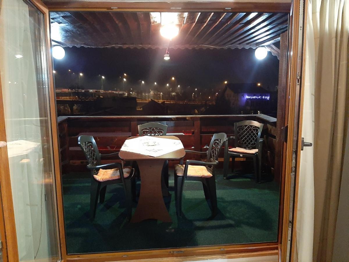 Casa Anemyra Hotel Sacele Luaran gambar